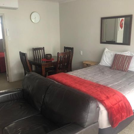 Absolute Lake View Motel Taupo Exterior foto